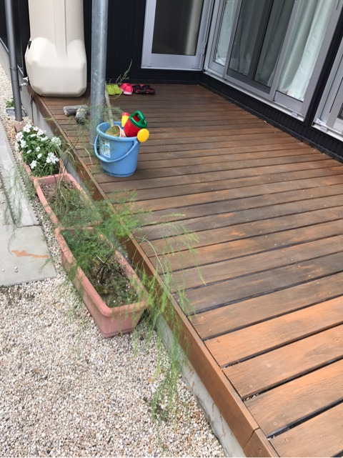 {79642111-48E7-4FB3-A64A-0621421B4B7A}