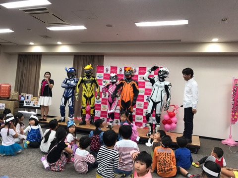 {411DA83B-9948-47B1-83DE-47BB32C2799D}