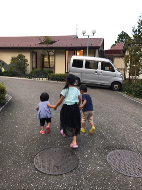 {05F65EFC-F283-4F51-9D3E-6A57B67DD5CB}