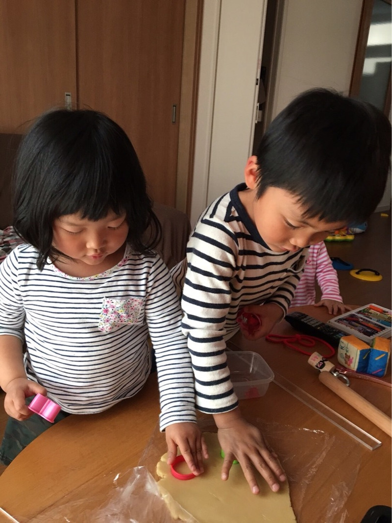 {FDDA15E4-E1E4-44B6-B50D-19C434005270}